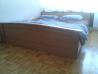 Lesena postelja 180x200 +  vzmetnici